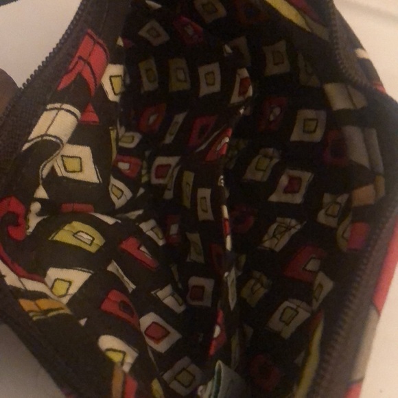 VERA Bradley Wristlet in Puccini Pattern 7.5' X 4' - Picture 7 of 8